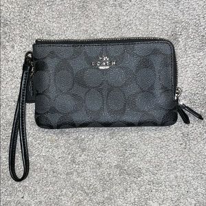 NWT Coach | Double Corner ZIP Wristlet